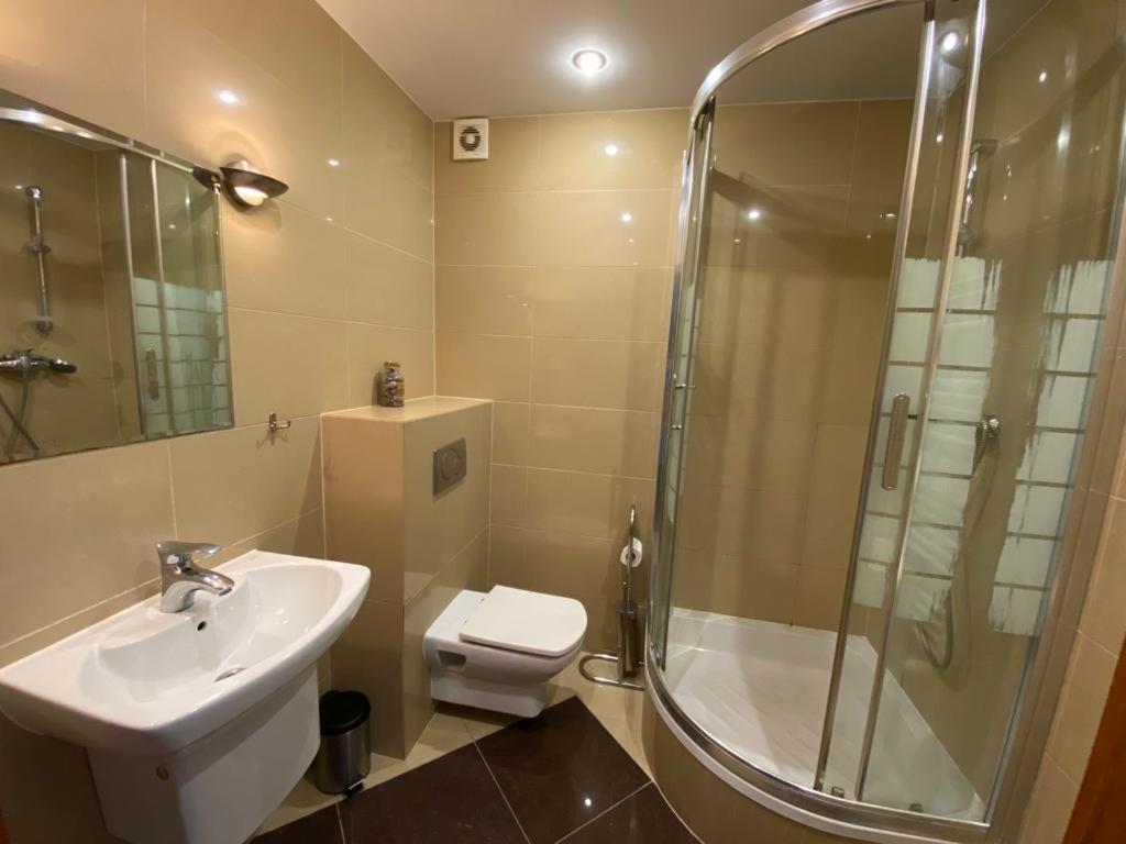 Apartamenty Zeromskiego Przy Promenadzie I Morzu Świnoujście Exteriör bild